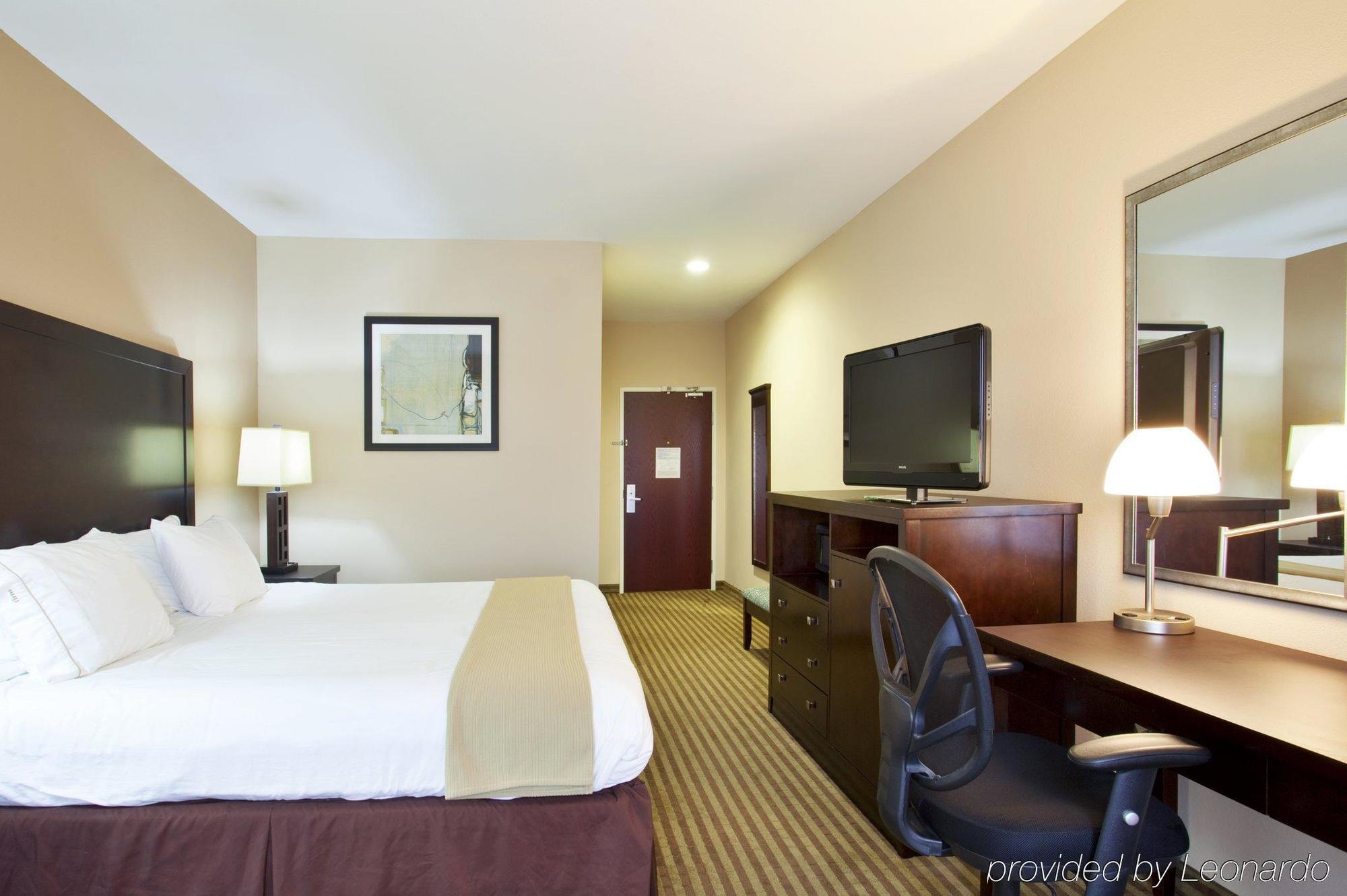 Pike Inn Le Roy - Bloomington Southeast Area Room photo